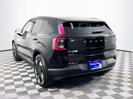 2026 Volvo EX30 Twin Motor Plus