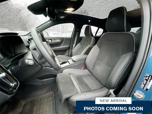 2022 Volvo C40 Recharge Pure Electric P8 Ultimate