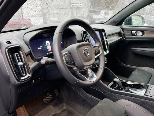 2022 Volvo C40 Recharge Pure Electric P8 Ultimate