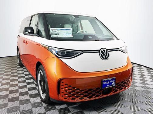 2025 Volkswagen ID. Buzz Pro S Plus