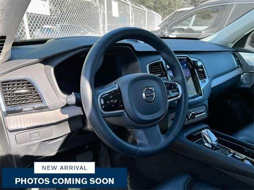 2023 Volvo XC90 B6 Ultimate 7-Seater