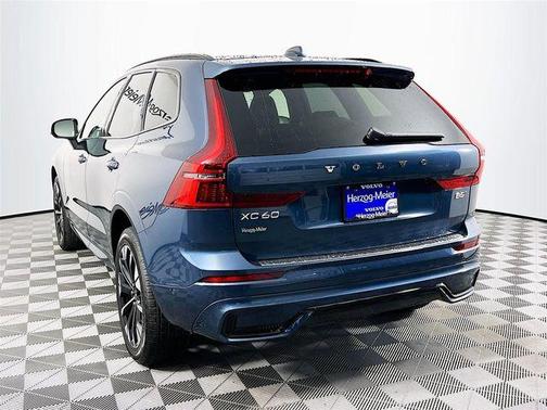 Denim Blue Metallic 2026 Volvo XC60 B5 Plus