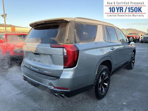 2025 GMC Yukon 4WD AT4