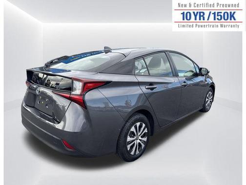 2019 Toyota Prius LE