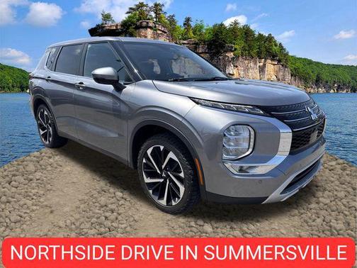 2022 Mitsubishi Outlander SE