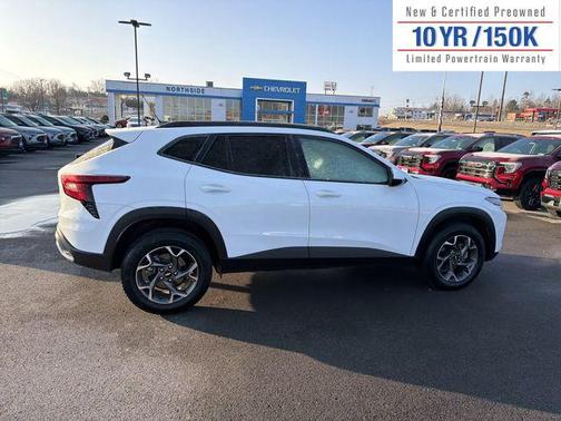 2025 Chevrolet Trax LT