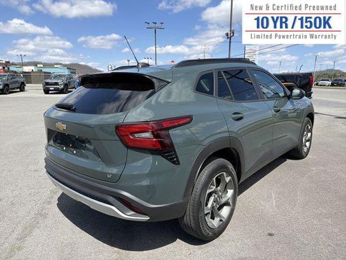 2025 Chevrolet Trax LT