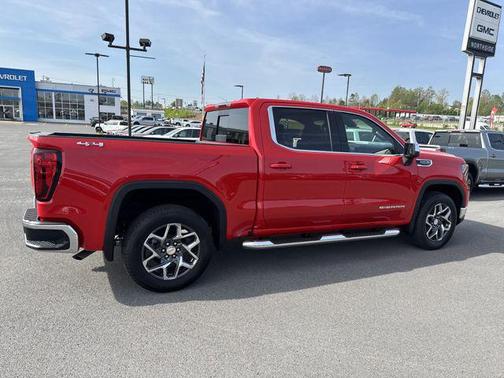 2025 GMC Sierra 1500 SLE