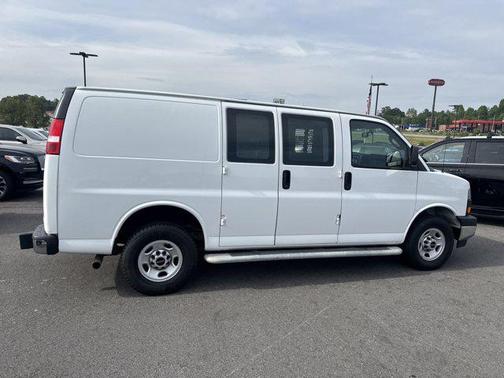 2021 GMC Savana 2500 Work Van