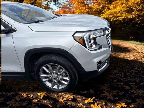 2022 GMC Terrain SLT