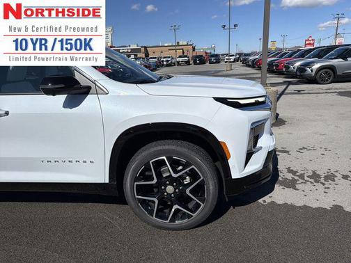 Polar White Tricoat 2026 Chevrolet Traverse High Country