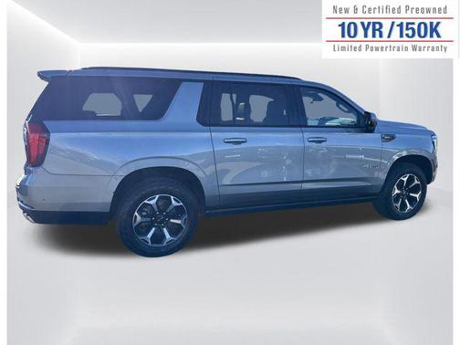 2025 GMC Yukon XL 4WD AT4