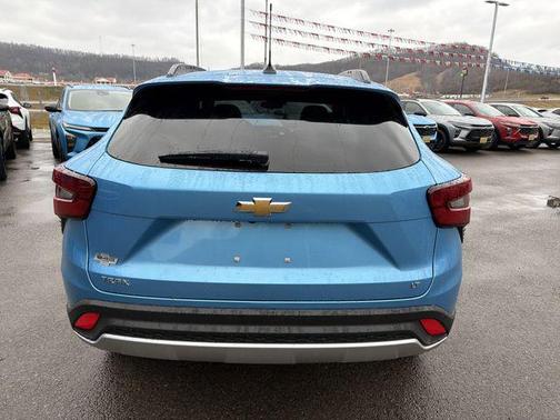 Marina Blue Metallic 2026 Chevrolet Trax LT