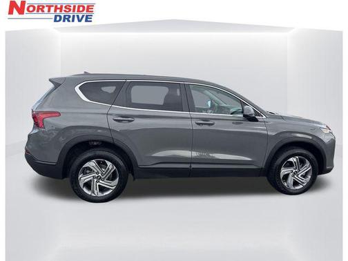 2022 Hyundai SANTA FE SE