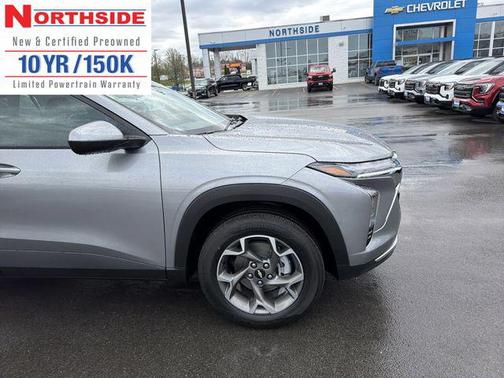 Sterling Gray Metallic 2026 Chevrolet Trax LT