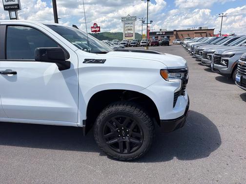 Summit White 2026 Chevrolet Silverado 1500 LT Trail Boss