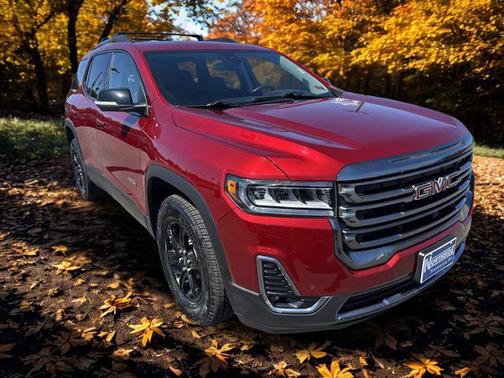 2023 GMC Acadia AWD AT4