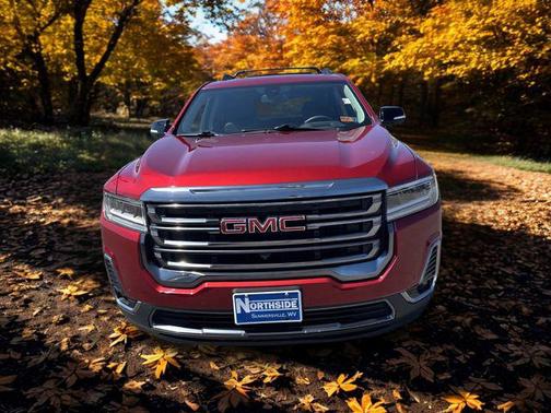 2023 GMC Acadia AWD AT4