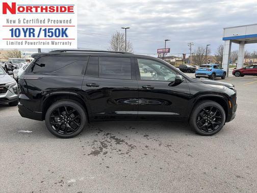 Mosaic Black Metallic 2026 Chevrolet Traverse RS