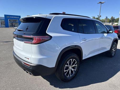 Glacier White Tricoat 2026 GMC Acadia AWD AT4