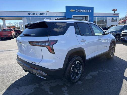 Polar White Tricoat 2026 Chevrolet Equinox AWD ACTIV