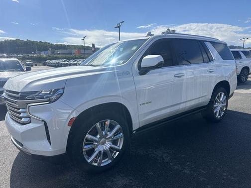 Iridescent Pearl Tricoat 2021 Chevrolet Tahoe 4WD High Country