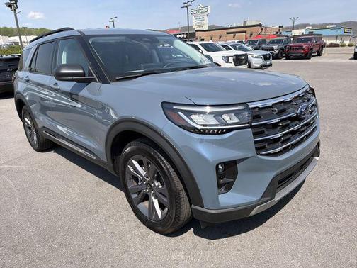 Vapor Blue Metallic 2025 Ford Explorer Active