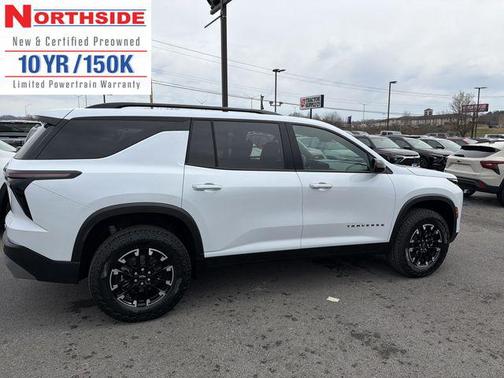 Polar White Tricoat 2026 Chevrolet Traverse AWD Z71