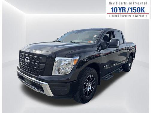 2023 Nissan Titan SV