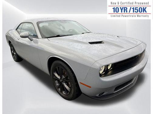 2022 Dodge Challenger SXT