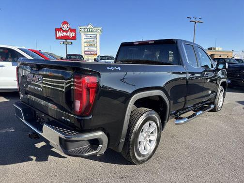 Onyx Black 2026 GMC Sierra 1500 SLE