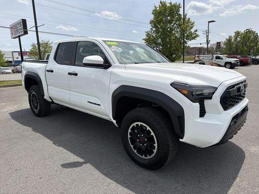 Ice 2025 Toyota Tacoma TRD Off-Road