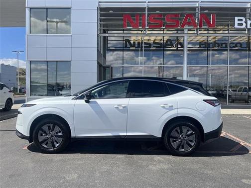 2025 Nissan Murano SL