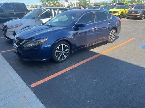 2016 Nissan Altima 2.5 SR