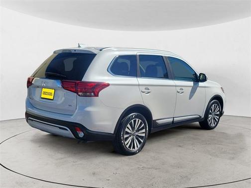 2020 Mitsubishi Outlander SEL