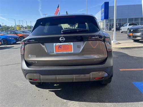 2025 Nissan Kicks SV
