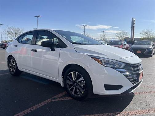 2025 Nissan Versa 1.6 S