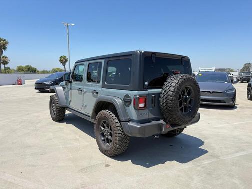 Anvil Clearcoat 2025 Jeep Wrangler 4xe Sport