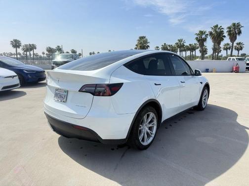 Pearl White Multi 2021 Tesla Model Y Long Range