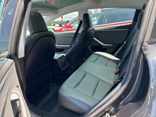 2024 Tesla Model 3 Base