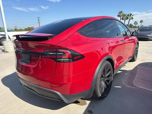 2023 Tesla Model X Standard Range