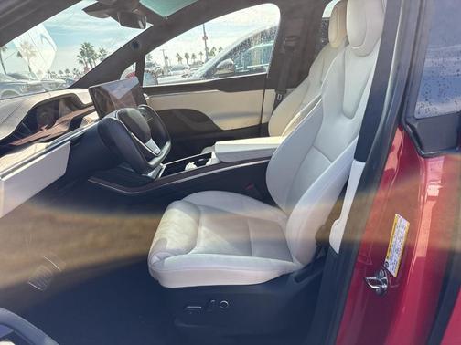 2023 Tesla Model X Standard Range