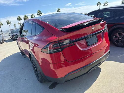 2023 Tesla Model X Standard Range
