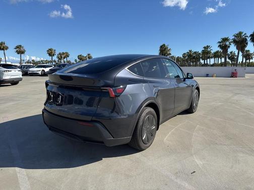 Gray 2026 Tesla Model Y PREMIUM