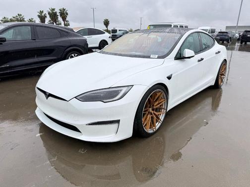 2022 Tesla Model S Plaid