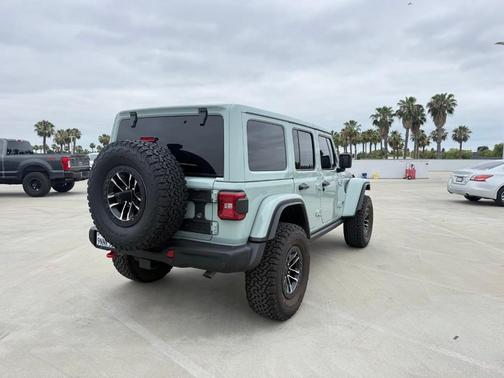 Earl Clearcoat 2024 Jeep Wrangler Rubicon