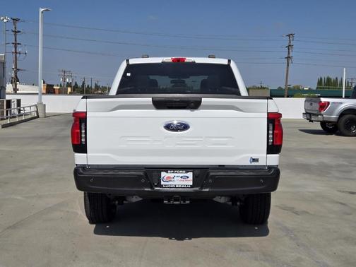2022 Ford F-150 Lightning Pro