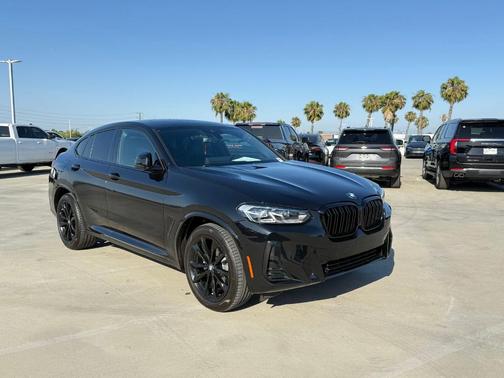 Black Sapphire Metallic 2022 BMW X4 xDrive30i