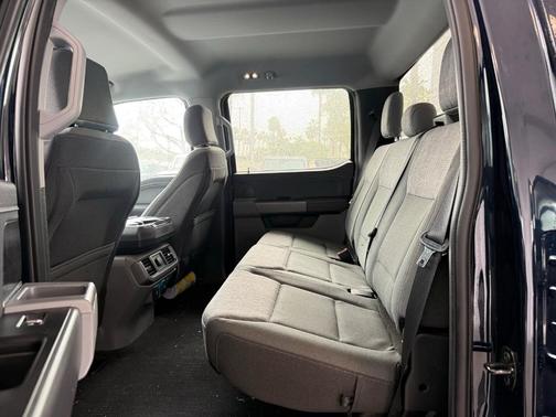 2023 Ford F-150 Lightning XLT