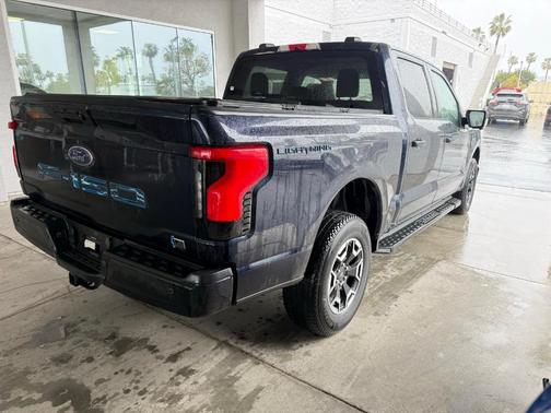2023 Ford F-150 Lightning XLT
